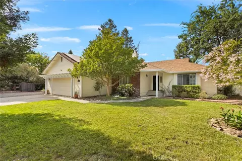 10 Roseanna Ct, Chico, CA 95973