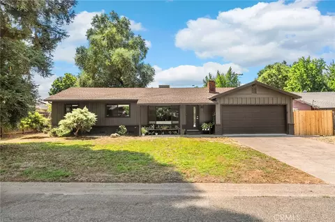 9 Montclair Dr, Chico, CA 95926