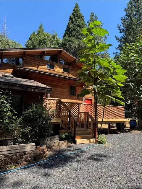 14969 Centerville Rd, Magalia, CA 95954