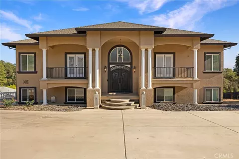 129 Valley Ridge Dr, Paradise, CA 95969