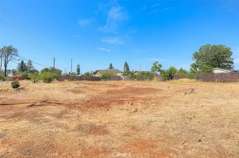 3481 Neal Rd, Paradise, CA 95969