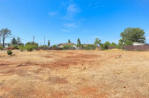 3481 Neal Rd, Paradise, CA 95969