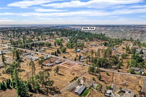 6292 Oliver Rd, Paradise, CA 95969