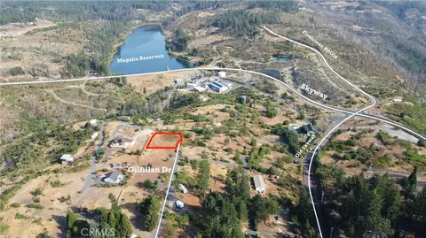 13783 Gilfillan Dr, Magalia, CA 95954