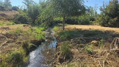 1833 Stark Ln, Paradise, CA 95969