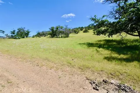 0 Yellow Dog Trl, Hornbrook, CA 96044