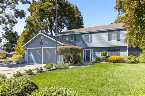 1109 Valley Oak Dr, Chico, CA 95926