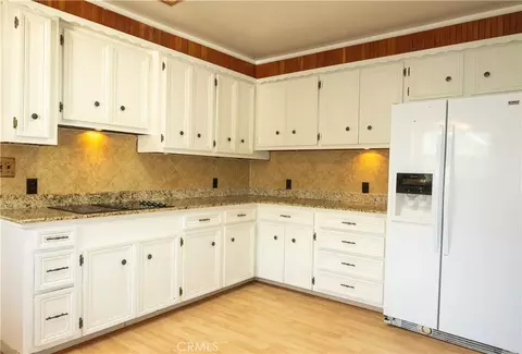 Kitchen - 614 Lane, Yreka, CA 96097 photo 2 of 5