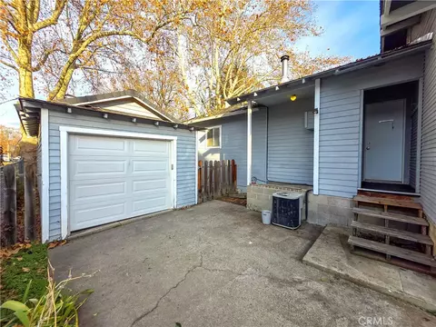 Exterior - 614 Lane, Yreka, CA 96097 photo 6 of 7