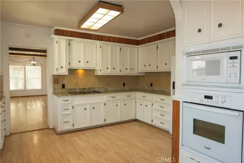 Kitchen - 614 Lane, Yreka, CA 96097 photo 1 of 5