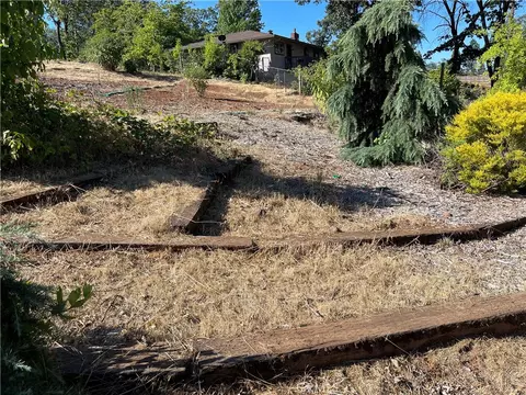 237 Redbud, Paradise, CA 95969 photo 3