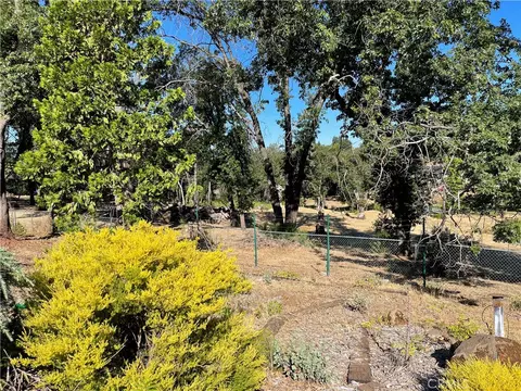 237 Redbud, Paradise, CA 95969 photo 4