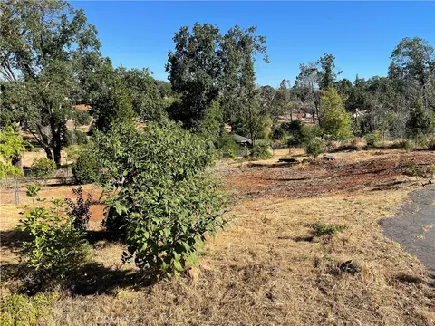237 Redbud, Paradise, CA 95969 photo 5