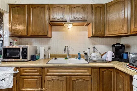Kitchen - 4019 Marguerite Ave, Corning, CA 96021 photo 2 of 2