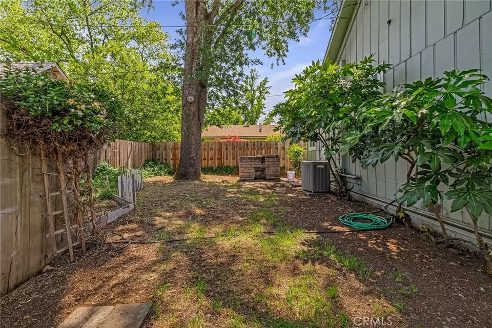Exterior - 1617 Hemlock, Chico, CA 95928 photo 9 of 17