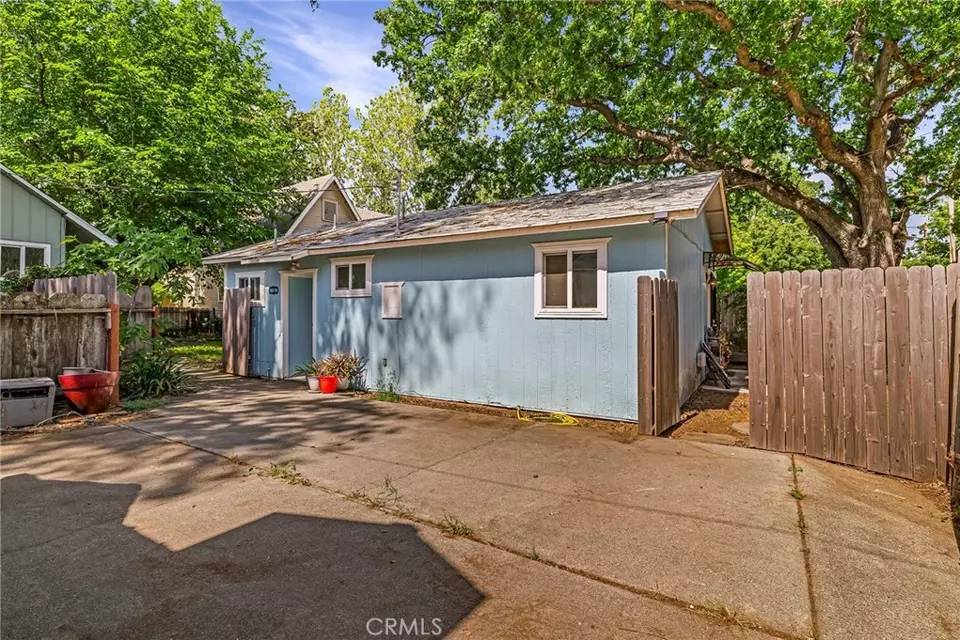 Exterior - 1617 Hemlock, Chico, CA 95928 photo 11 of 17