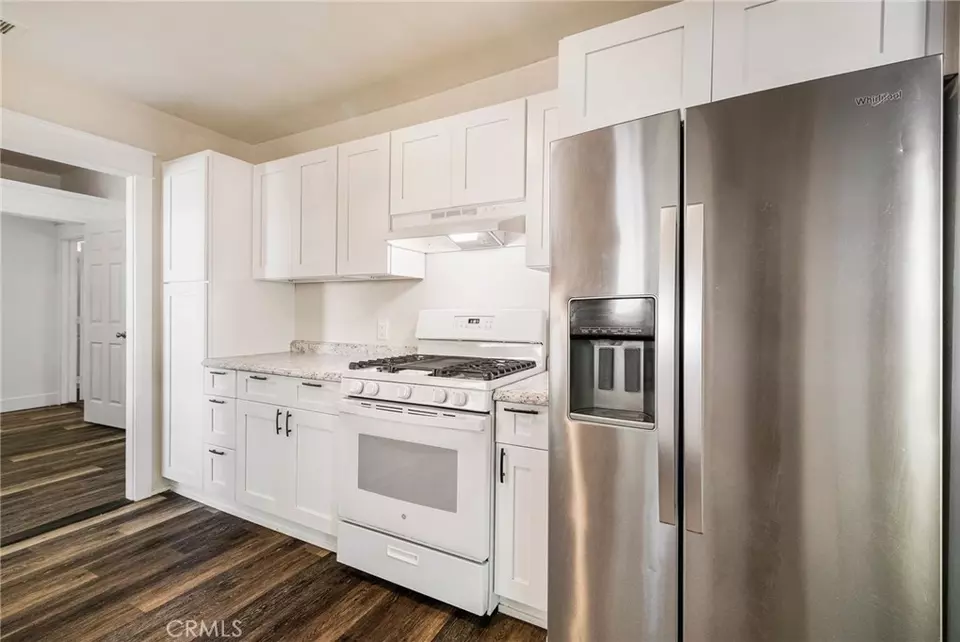 Kitchen - 1617 Hemlock, Chico, CA 95928 photo 5 of 7