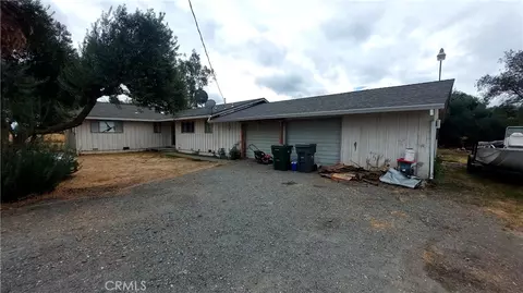 1547 Blackburn, Corning, CA 96021 photo 2