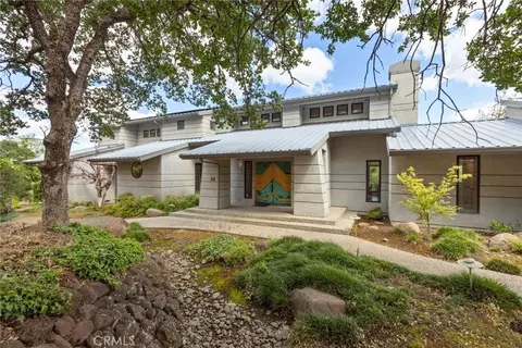 49 Spanish Garden Dr, Chico, CA 95928