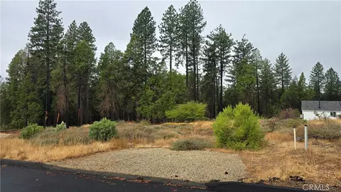 13941 Cluster Ct, Magalia, CA 95954