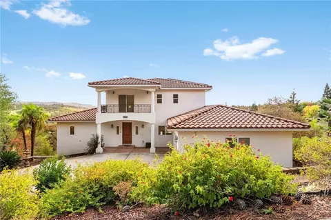 6073 Kanaka Ave, Oroville, CA 95966