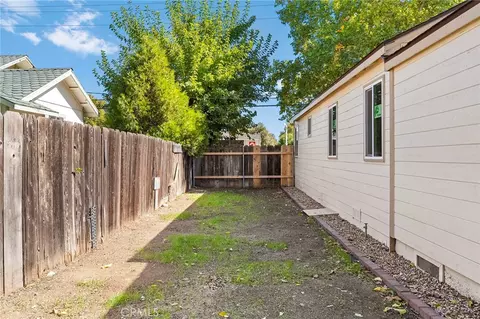 Exterior - 224 S Jackson St, Red Bluff, CA 96080 photo 6 of 8