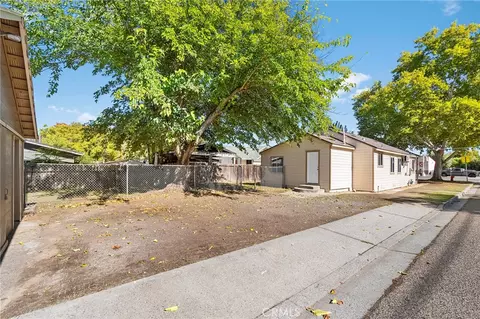 Exterior - 224 S Jackson St, Red Bluff, CA 96080 photo 3 of 8