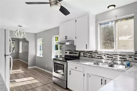 Kitchen - 224 S Jackson St, Red Bluff, CA 96080 photo 4 of 5