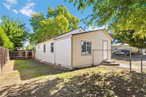 Exterior - 224 S Jackson St, Red Bluff, CA 96080 photo 5 of 8