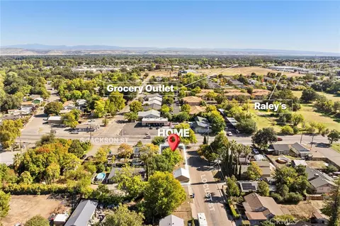 View/Area - 224 S Jackson St, Red Bluff, CA 96080 photo 4 of 6