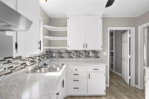 Kitchen - 224 S Jackson St, Red Bluff, CA 96080 photo 2 of 5