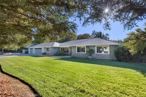 16 Felicidad Ln, Chico, CA 95973