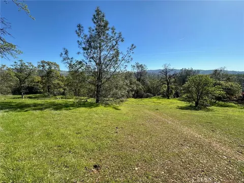 169 Shady Oak Dr, Oroville, CA 95966