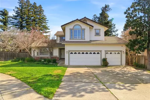 2673 Lakewest Dr, Chico, CA 95928