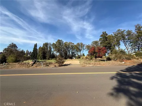 5065 Country Club Dr, Paradise, CA 95969