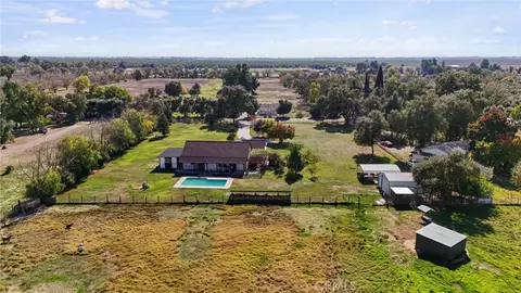 View/Area - 23004 Smith, Gerber, CA 96035 photo 5 of 12