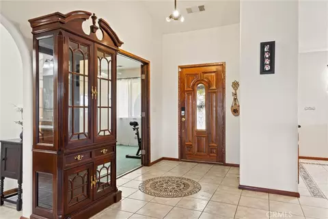 Entry Way - 23004 Smith, Gerber, CA 96035 photo 1 of 3