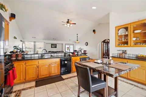 23004 Smith, Gerber, CA 96035 photo 9