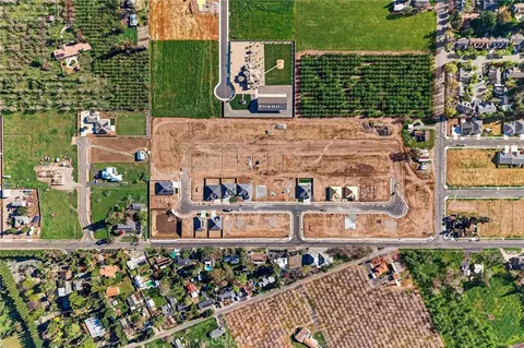 View/Area - 2749 Waterloo Cir, Chico, CA 95973 photo 17 of 21