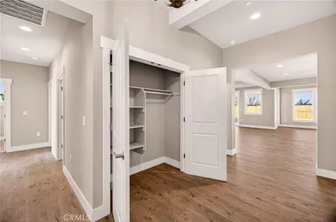 Entry Way - 2749 Waterloo Cir, Chico, CA 95973 photo 6 of 8