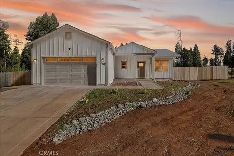 14197 Elmira Cir, Magalia, CA 95954
