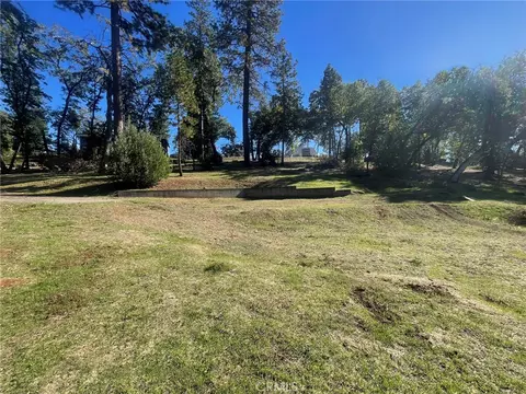 122 Valley Vw, Paradise, CA 95969