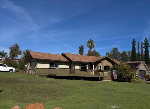 385 Circlewood Dr, Paradise, CA 95969