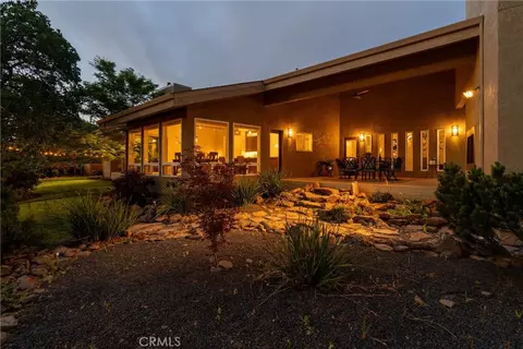 189 Indian Cliffs Dr, Chico, CA 95973