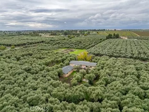5287 Barham Ave, Corning, CA 96021