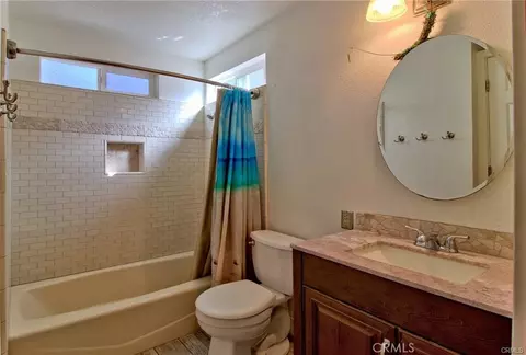 951 Walnut St, Chico, CA 95928 photo 8