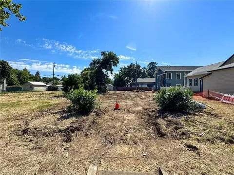 541 Jefferson St, Red Bluff, CA 96080 photo 3