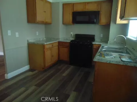 Entry Way - 1359 2nd, Red Bluff, CA 96080 photo 1 of 1