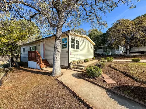 19 Tarn Cir, Oroville, CA 95966