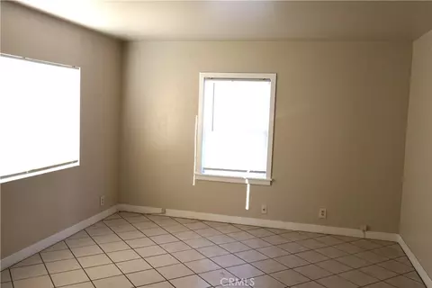 Living - 1311 6th Ave, Corning, CA 96021 photo 2 of 4